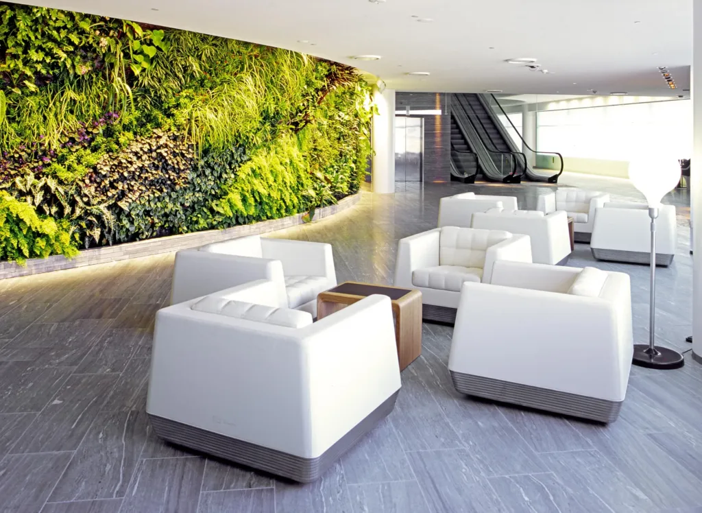 Grobgeschliffene Bodenplatten aus Valser Quarzit VIP Lounge Airport Sydney
